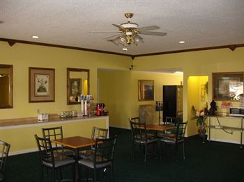 Value Lodge Brownwood Exterior photo